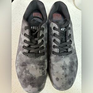 NOBULL SHADOW TIE-DYE TRAINER M 8 W 9.5